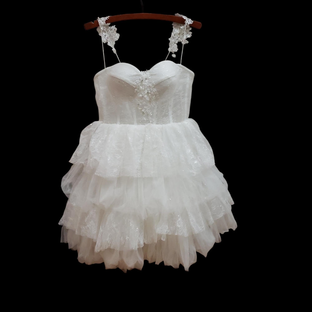 Formal Dress Womens Size M Elegant White Layered Wedding Midi Beaded Lace